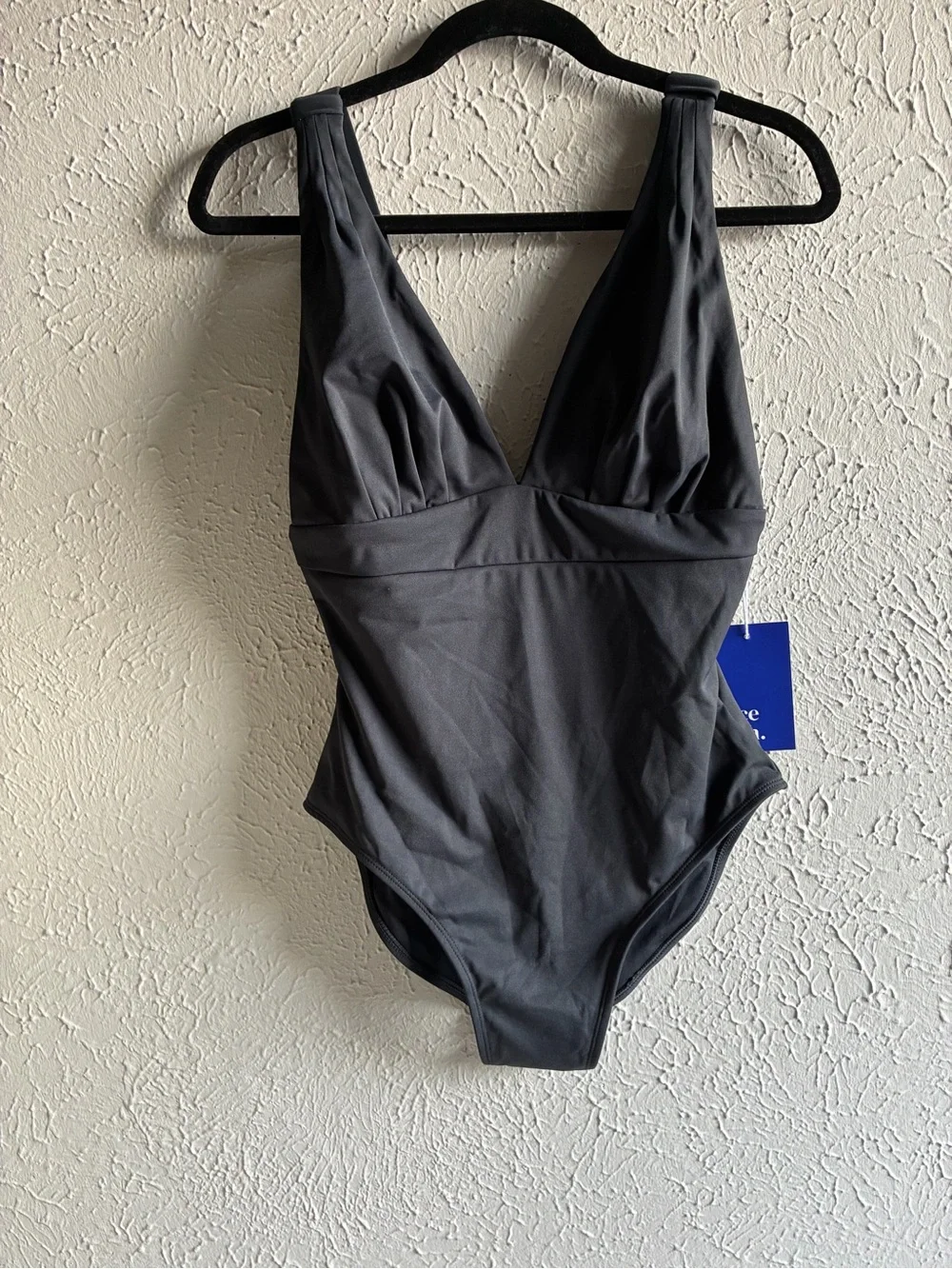 Fearless Australia All Day One Piece Swimsuit M NWT Matte Black Tummy Control.